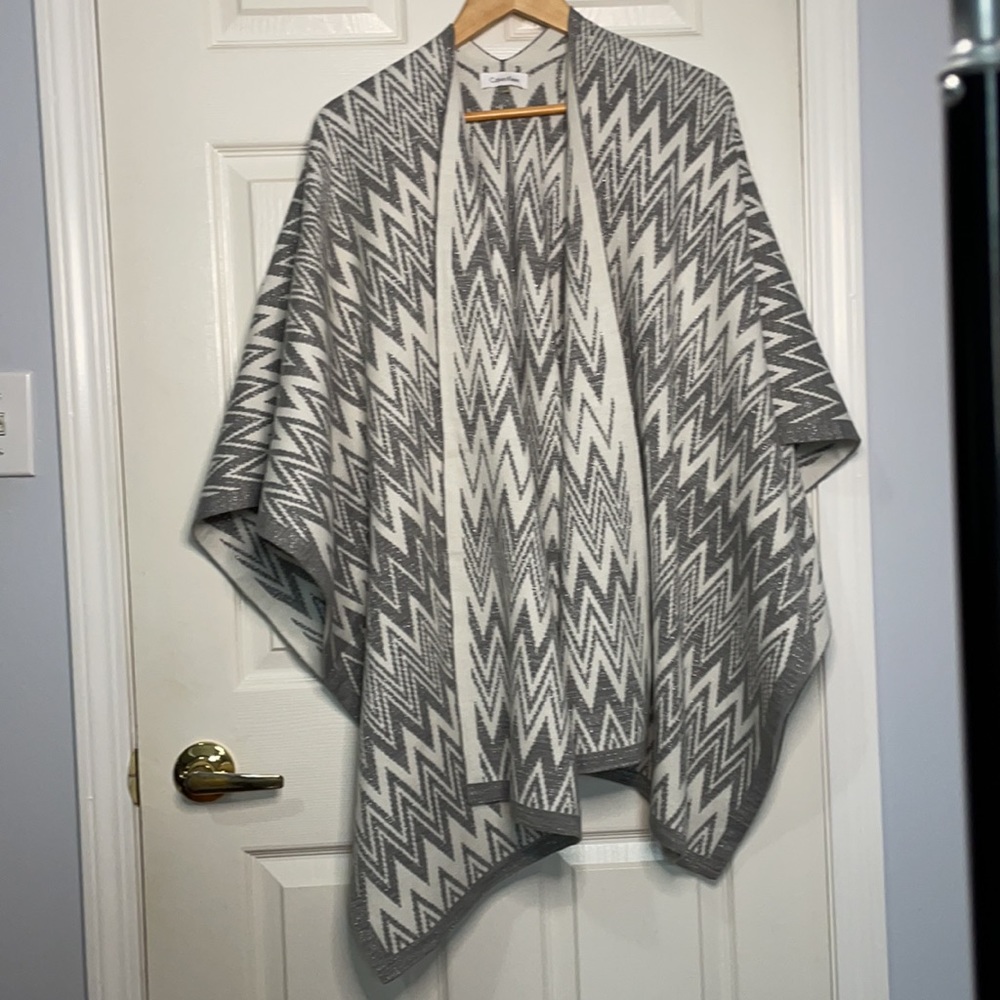 Calvin Klein poncho